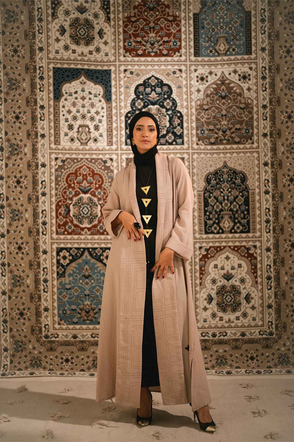 عبايه مفتوحه